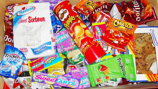 特價(jià)但快要過期的商品你會(huì)買嗎？(圖1)